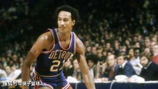 弗莱肯：曼城的阵容确实令人意外；我们配得上这三分