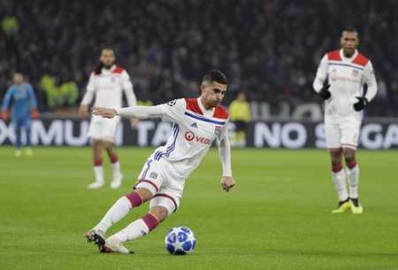 简直令人叹为观止，11年前的今天，拉姆塞打进了欧冠历史上最伟大的进球之一