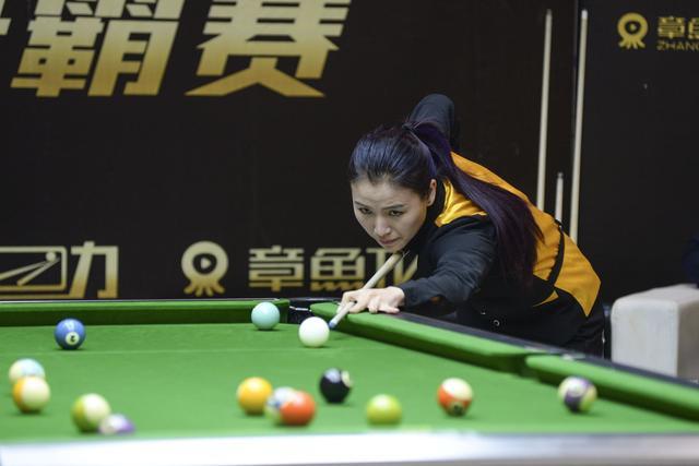 历史首次女裁判担任中超主裁，董方雨将执法西海岸vs亚泰