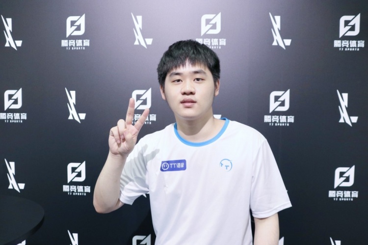 武切维奇 武切维奇